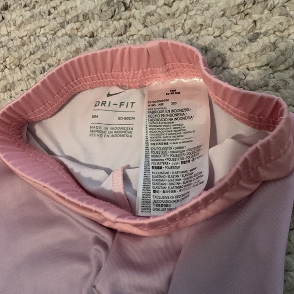 Nike leggings 18m - Picture 3 of 3